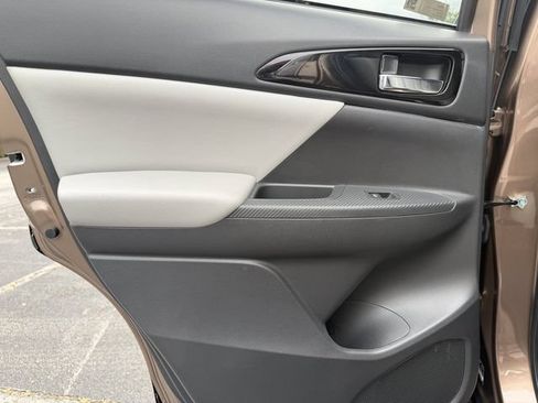 Used 2023 Mitsubishi Eclipse Cross SEL AWD/4WD image 28
