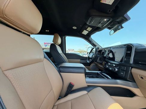 Used 2024 Ford F250 Lariat w/ Lariat Ultimate Package image 21