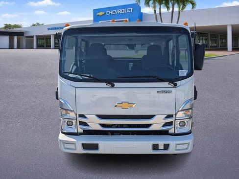 New 2025 Chevrolet Low Cab Forward image 4