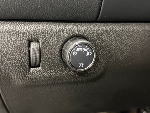 Used 2022 Chevrolet Colorado LT RWD image 13