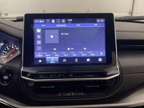 Used 2022 Jeep Compass Trailhawk w/ Sun and Sound Group AWD/4WD image 7