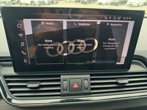 Used 2024 Audi Q5 2.0T Premium w/ Convenience Package image 17