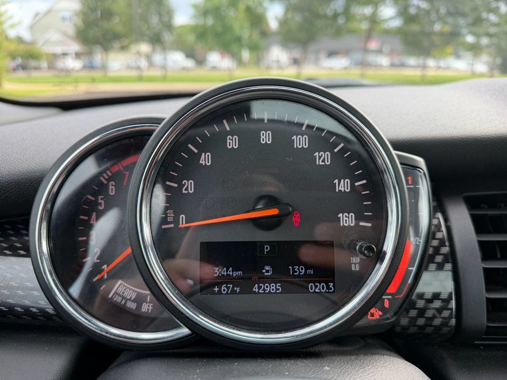 Used 2019 MINI Cooper S w/ Signature Upholstery Package FWD image 16