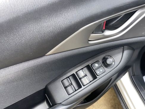 Used 2018 MAZDA CX-3 Sport image 13