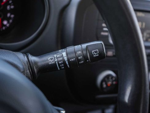 Used 2017 Kia Soul FWD image 19