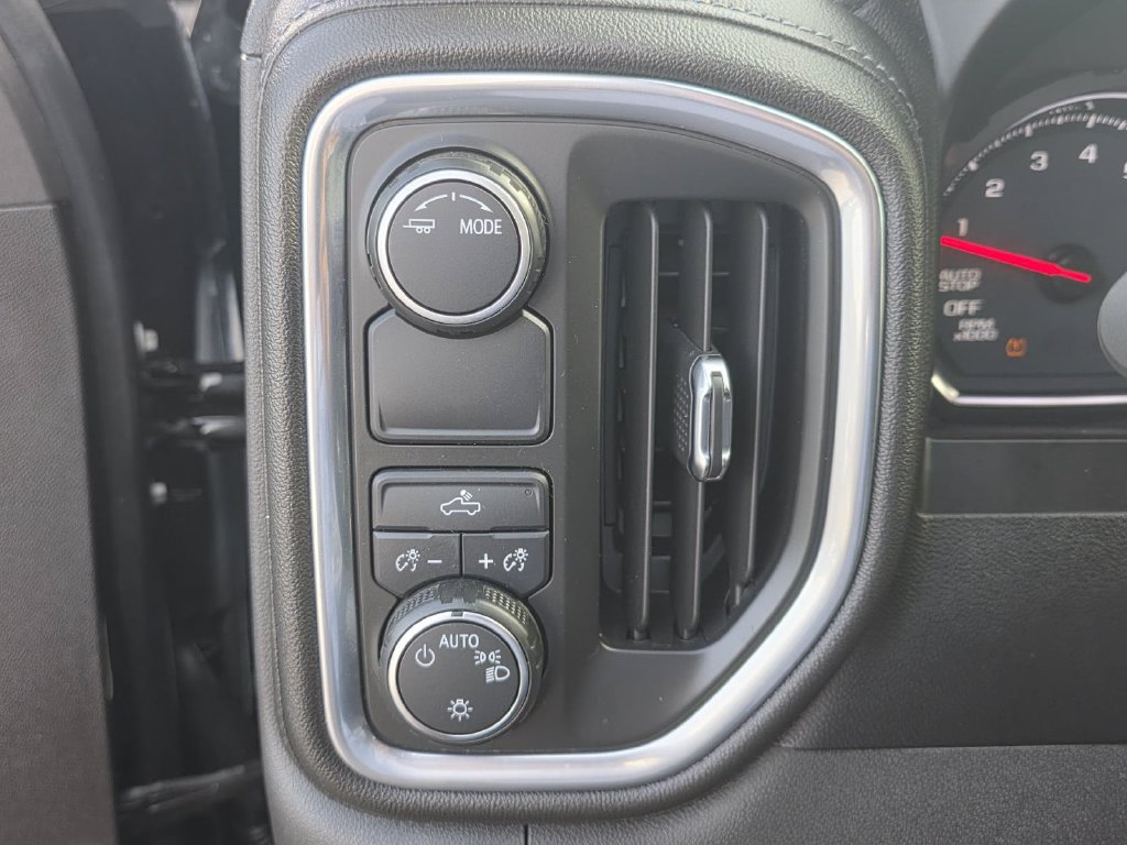 Used 2020 Chevrolet Silverado 1500 LT w/ Texas Edition RWD image 17