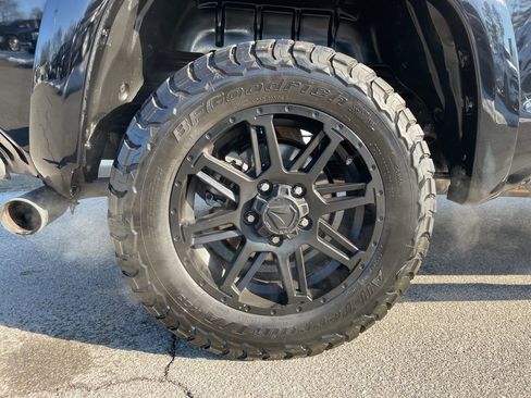 Used 2020 Toyota Tundra SR5 w/ SR5 Upgrade Package image 53