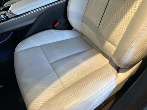 New 2025 Cadillac Lyriq Luxury image 20