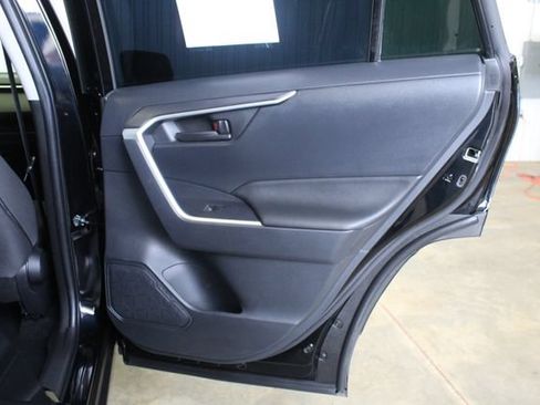 Used 2025 Toyota RAV4 LE AWD/4WD image 22