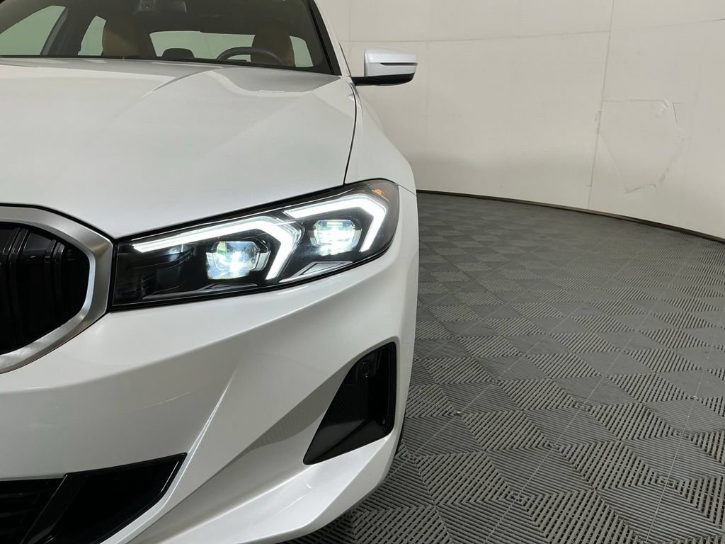 Certified 2025 BMW 330i Sedan w/ Premium Package RWD image 8