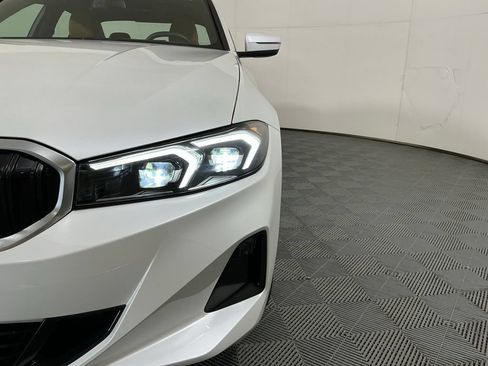 Used 2025 BMW 330i Sedan w/ Premium Package RWD image 8