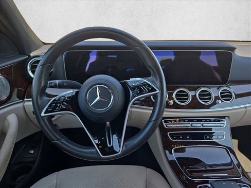 Used 2023 Mercedes-Benz E 450 4MATIC Sedan image 18