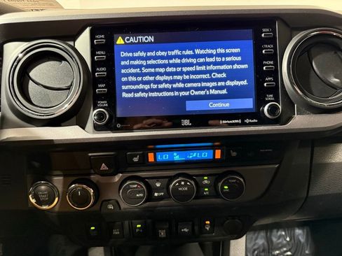 Used 2021 Toyota Tacoma TRD Sport w/ TRD Premium Sport Package AWD/4WD image 26