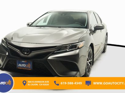 Used 2019 Toyota Camry SE w/ Carpet Mat Package