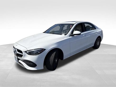 Used 2025 Mercedes-Benz C 300 4MATIC Sedan image 2