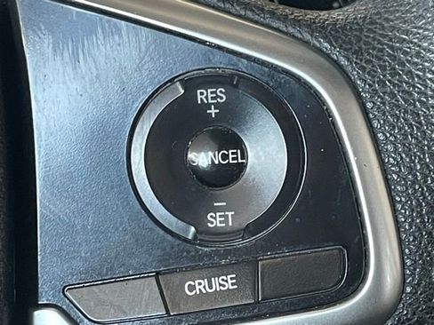 Used 2018 Honda CR-V LX image 11