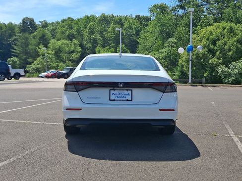 Certified 2024 Honda Accord EX image 6