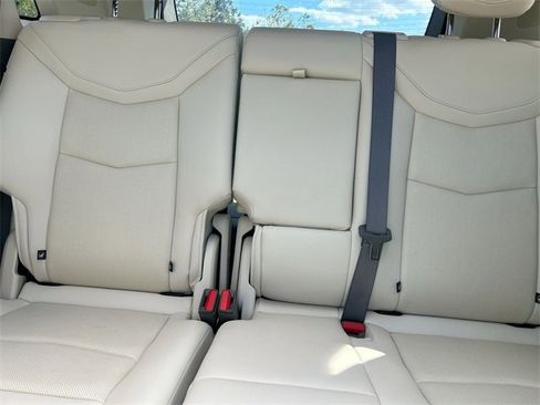 Used 2021 Cadillac XT5 Premium Luxury image 26