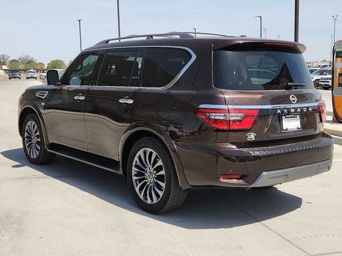 Used 2021 Nissan Armada Platinum w/ Captain's Chairs Package image 3