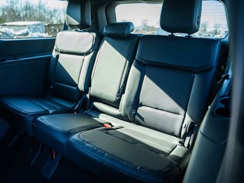 New 2026 Ford Expedition Max Platinum w/ Stealth Performance Package image 44