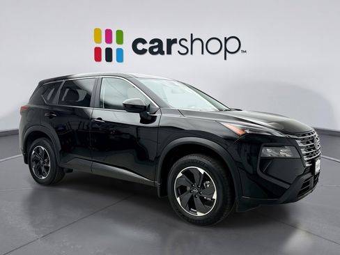 Used 2025 Nissan Rogue SV image 7