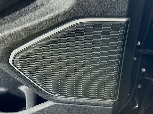 Used 2021 Jeep Grand Cherokee L Laredo image 18