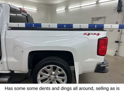Used 2016 Chevrolet Silverado 1500 LTZ w/ LTZ Plus Package AWD/4WD image 17