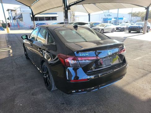 Used 2025 Honda Civic Sport image 12