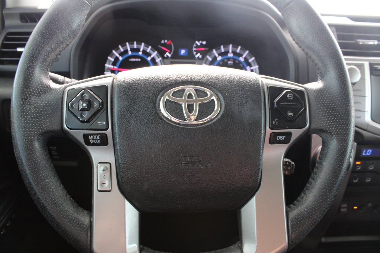 Used 2017 Toyota 4Runner Limited AWD/4WD image 12