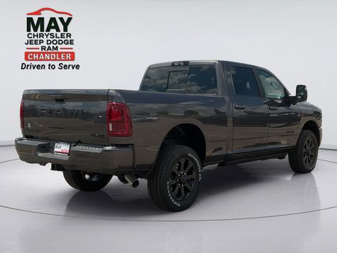 New 2026 RAM 2500 Laramie AWD/4WD image 7
