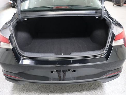 Used 2021 Hyundai Elantra SEL FWD image 31