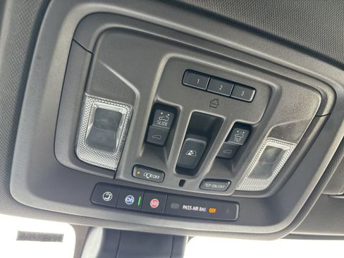 Used 2019 GMC Sierra 1500 Denali w/ Technology Package AWD/4WD image 28
