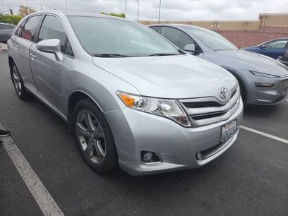 Used 2013 Toyota Venza XLE w/ XLE Premium Pkg