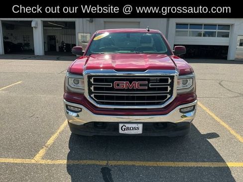 Used 2018 GMC Sierra 1500 SLE w/ SLE Preferred Package AWD/4WD image 3