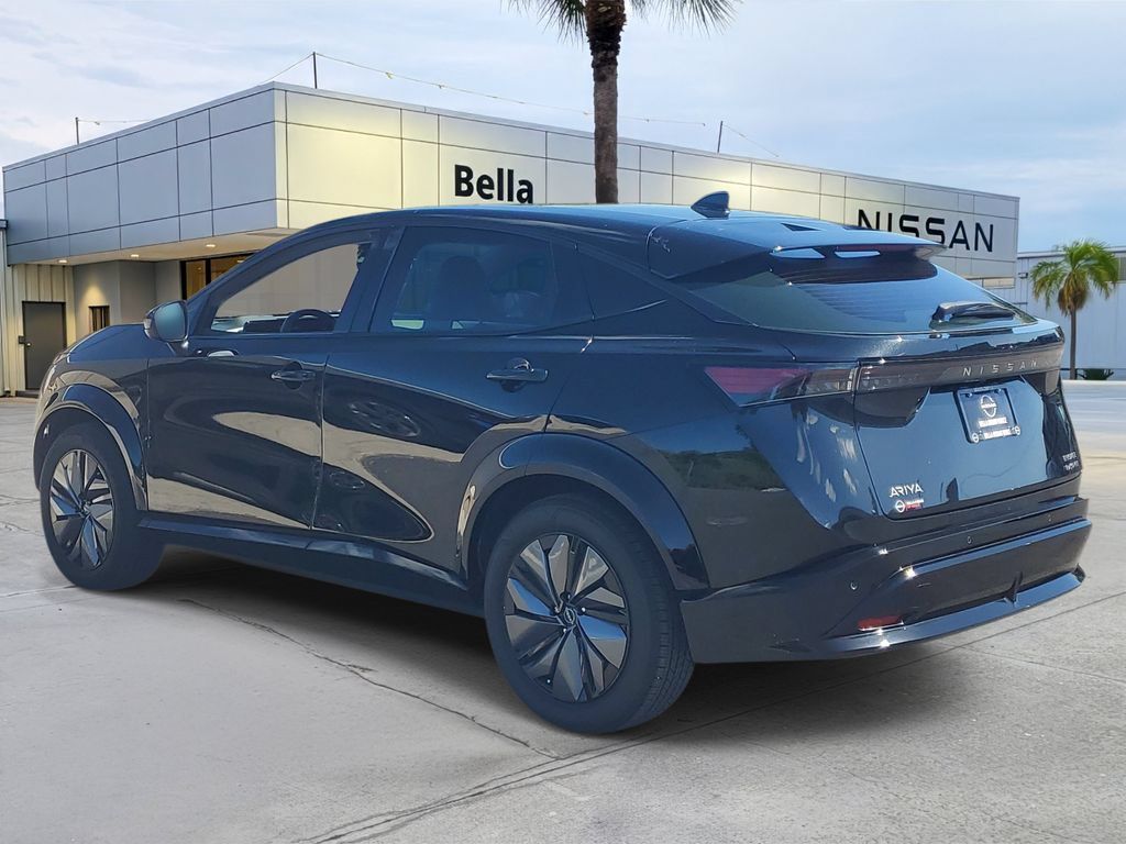 Used 2024 Nissan Ariya AWD image 2