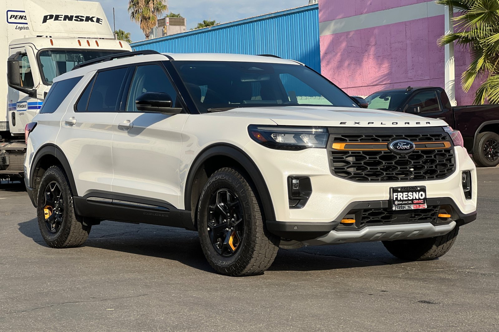 Used 2026 Ford Explorer Tremor w/ Tremor Ultimate Package AWD/4WD image 2