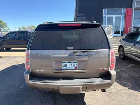 Used 2013 GMC Yukon Denali AWD/4WD image 6