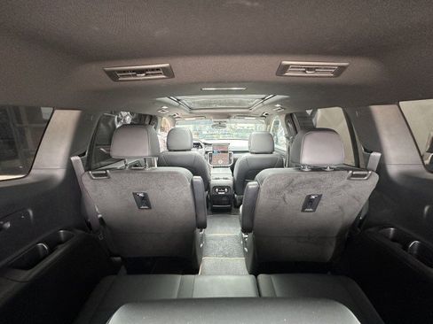 Used 2024 GMC Acadia AT4 AWD/4WD image 24