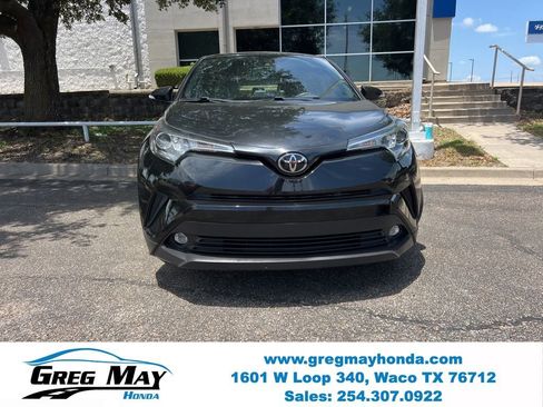 Used 2019 Toyota C-HR Limited FWD image 2