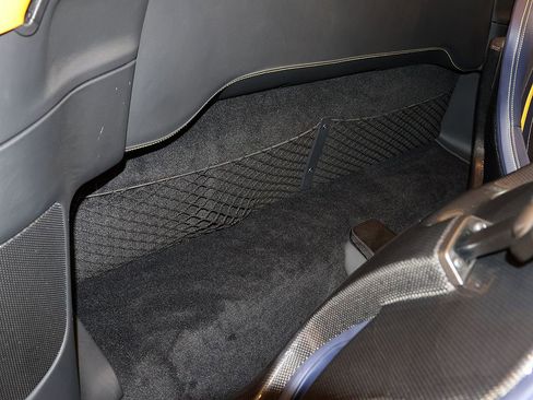 Certified 2022 Ferrari F8 Tributo image 30