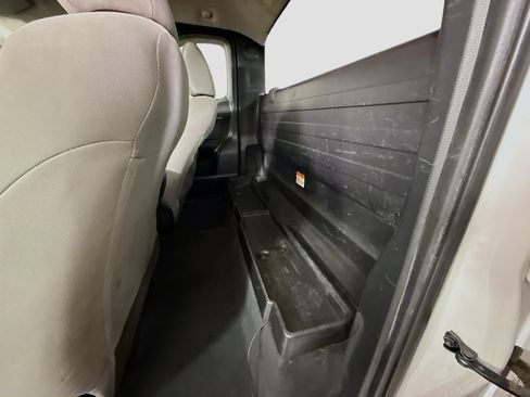 Used 2022 Toyota Tacoma SR RWD image 24