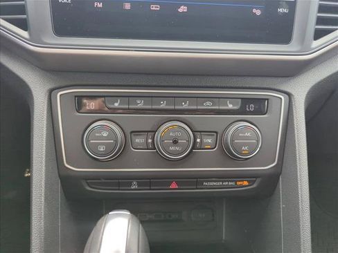 Used 2020 Volkswagen Atlas SE w/ Panoramic Sunroof Package FWD image 11