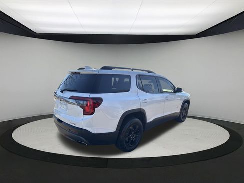 Used 2022 GMC Acadia AT4 w/ Technology Package image 7
