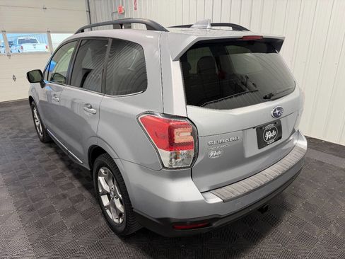 Used 2017 Subaru Forester 2.5i Touring image 3