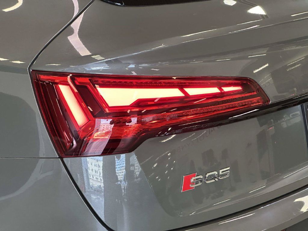 Used 2024 Audi SQ5 Premium Plus w/ Premium Plus Package AWD/4WD image 13