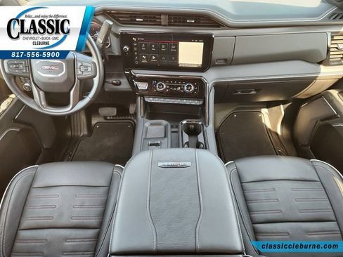 Used 2024 GMC Sierra 2500 AT4X AWD/4WD image 2