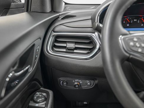 Used 2024 Chevrolet Equinox Premier w/ LPO, Floor Liner Package image 18