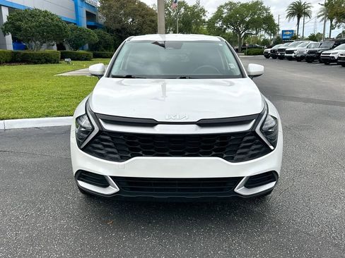 Used 2024 Kia Sportage LX image 2