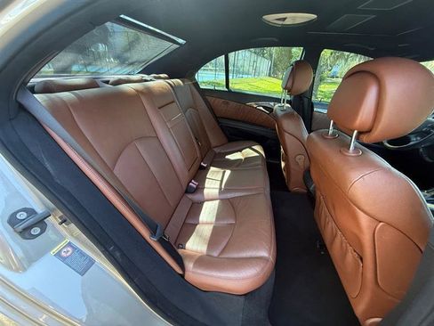Used 2008 Mercedes-Benz E 350 Luxury image 17