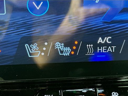 New 2026 Chevrolet Blazer EV RS image 20